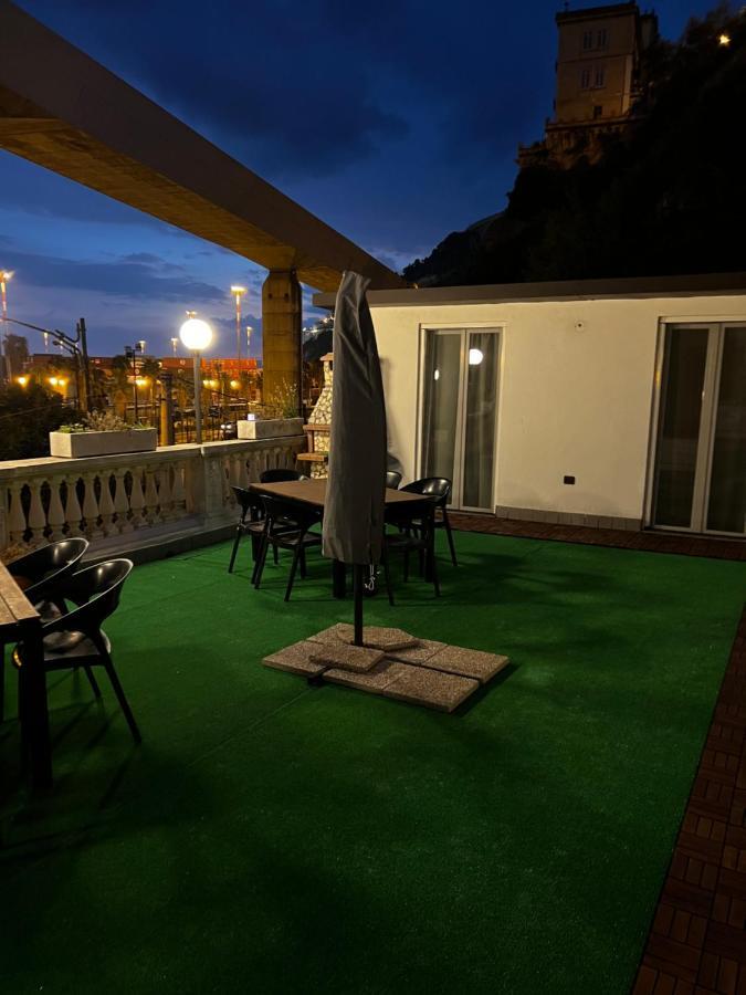 Bed and Breakfast Beb Dell Arechi Salerno Exterior foto